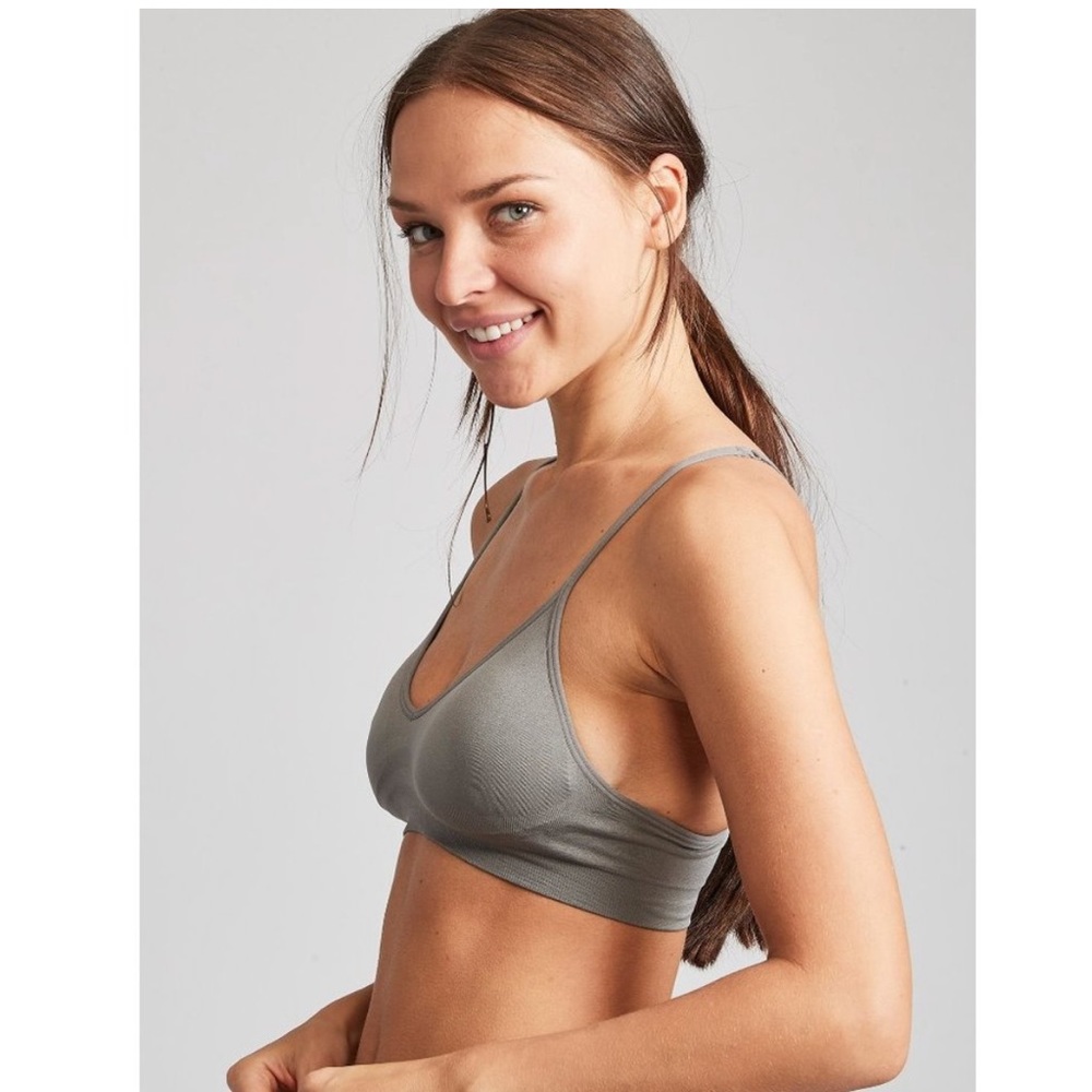🟢3/$15 KALON Deep V Convertible Bralette